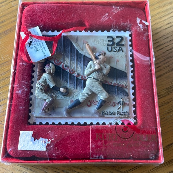 Kurt Adler Hand-Crafted Babe Ruth USA 32 Cent Stamp 2000 Ornament - Picture 2 of 3